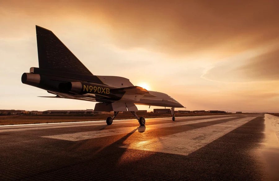 xb-1-runway-sunset-1-900×585
